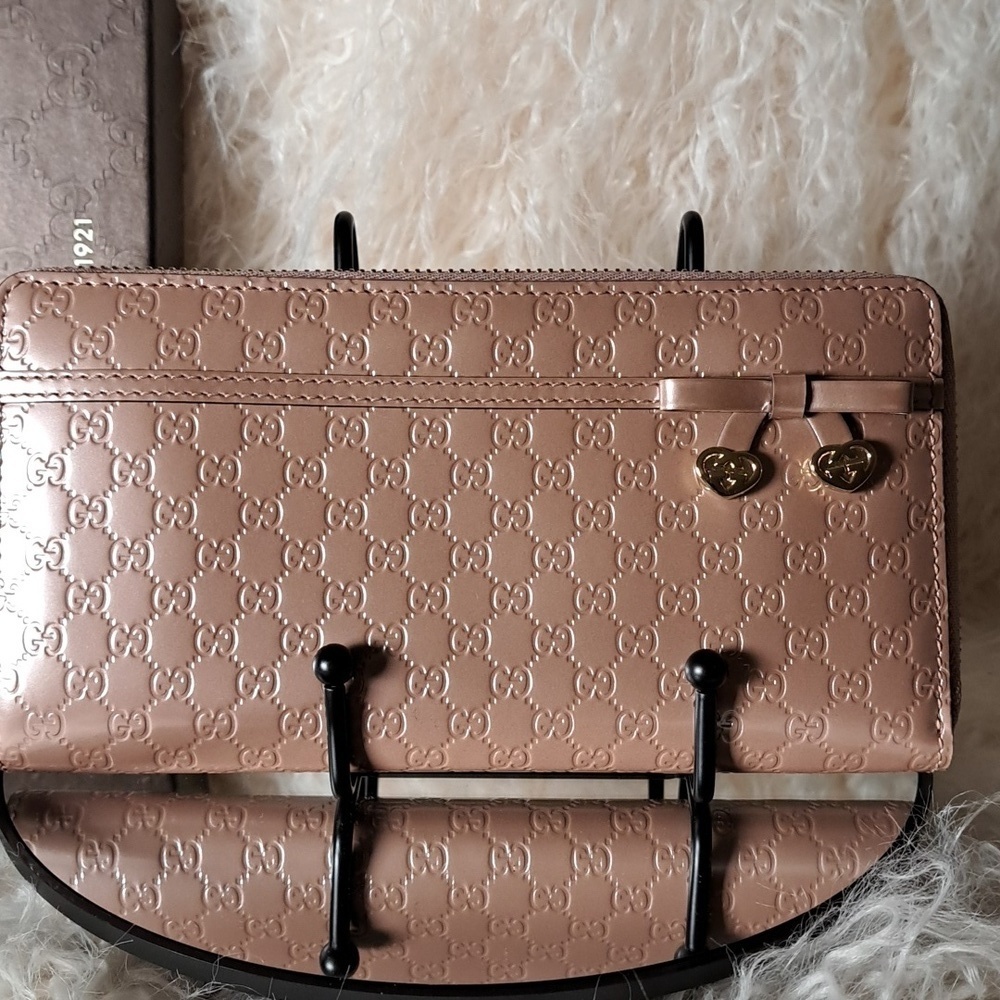 Gucci Micro Guccissima Bow Wallet EUC - Picture 5 of 17